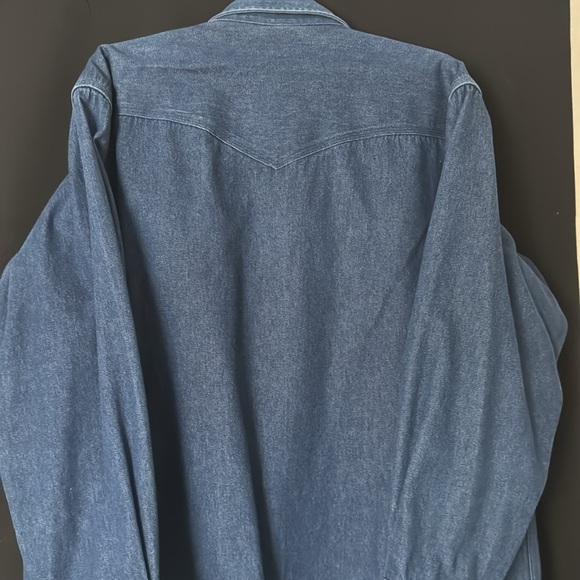 Carhartt Pearl Snap Heavy Blue Denim Shirt - Picture 5 of 6